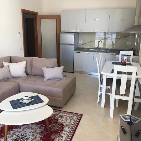 Rooftop Apartments Lungomare فلورا المظهر الخارجي الصورة