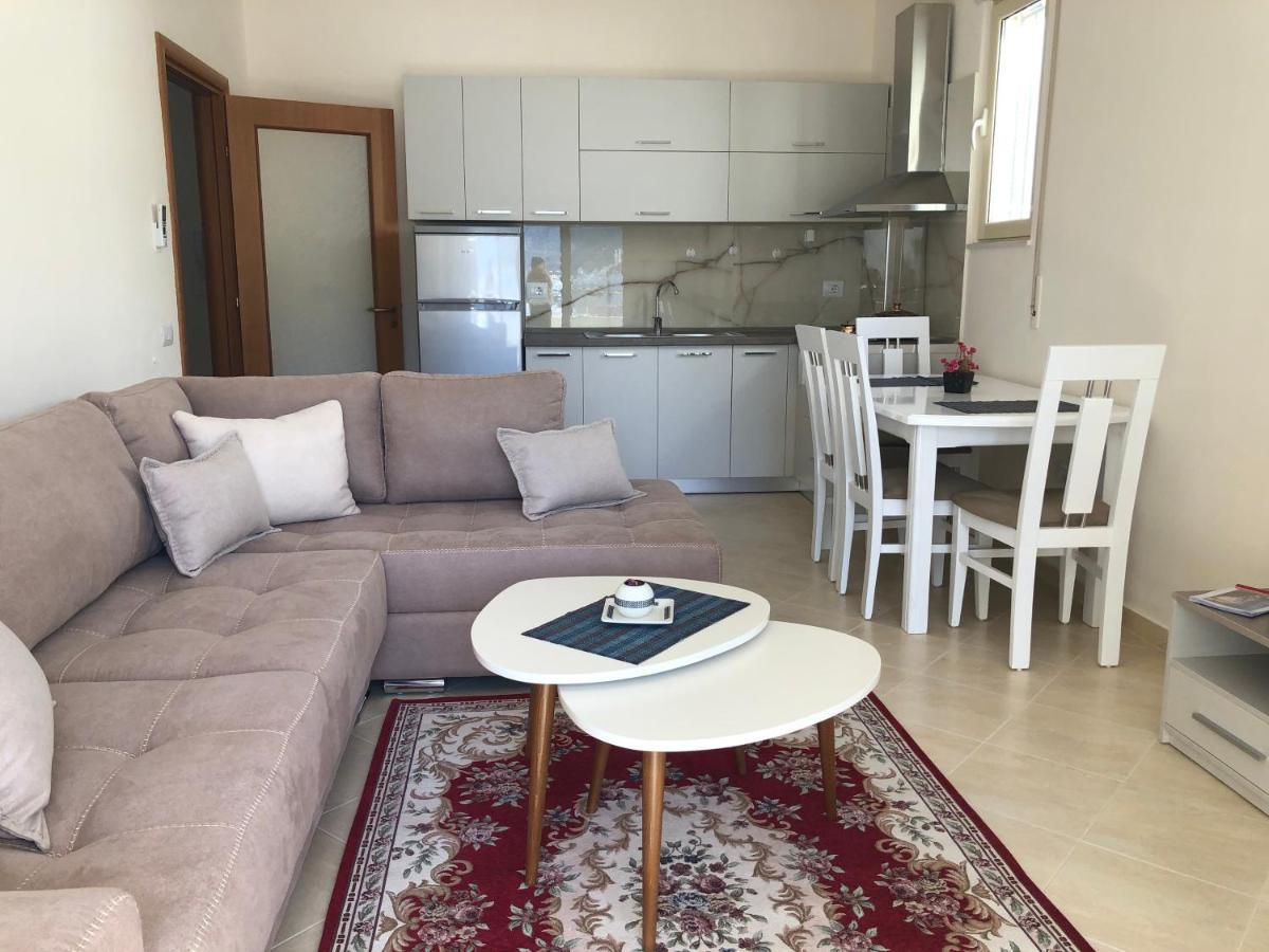 Rooftop Apartments Lungomare فلورا المظهر الخارجي الصورة