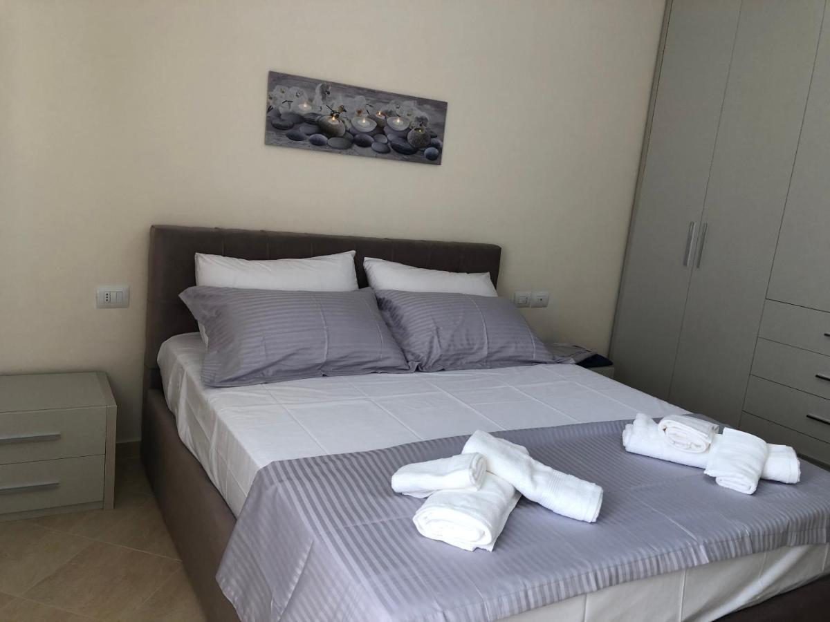Rooftop Apartments Lungomare فلورا المظهر الخارجي الصورة