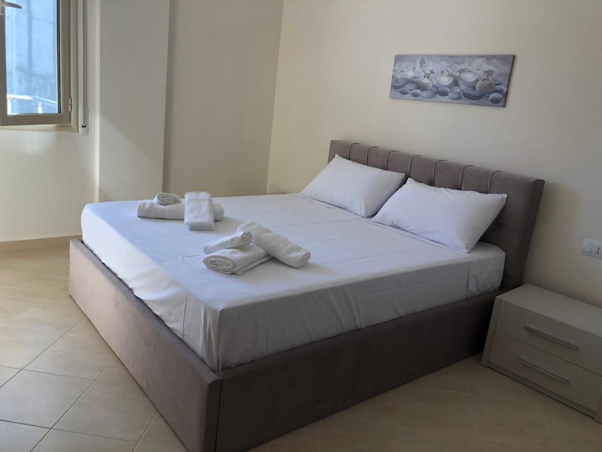 Rooftop Apartments Lungomare فلورا المظهر الخارجي الصورة