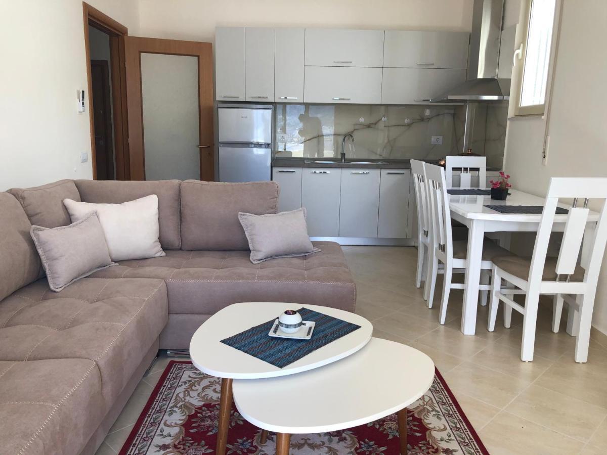 Rooftop Apartments Lungomare فلورا المظهر الخارجي الصورة